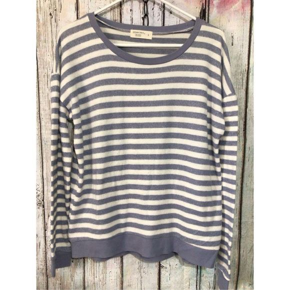 Ocean Drive Soft Fuzzy Sweater Top Size L Gray & White ❄️❄️ - Picture 11 of 11